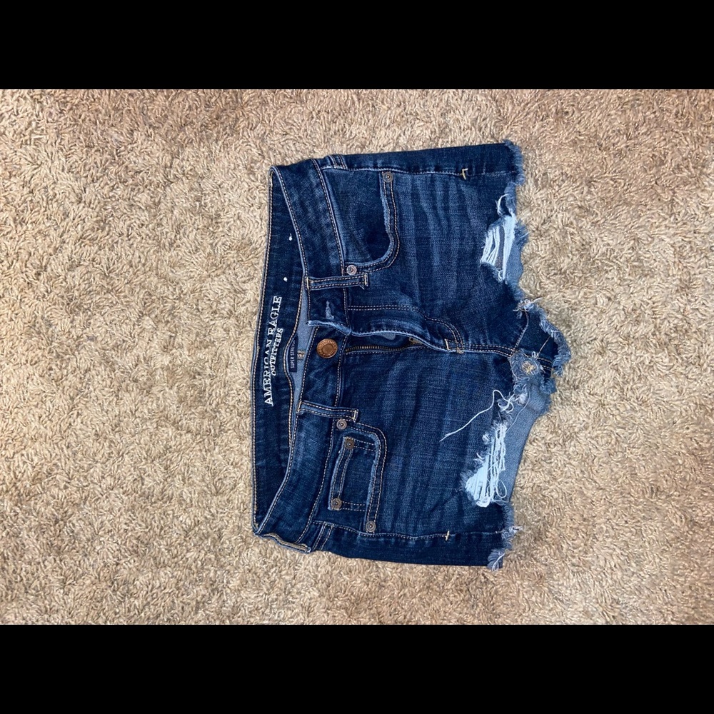 American eagle jean shorts size 2 dark wash
